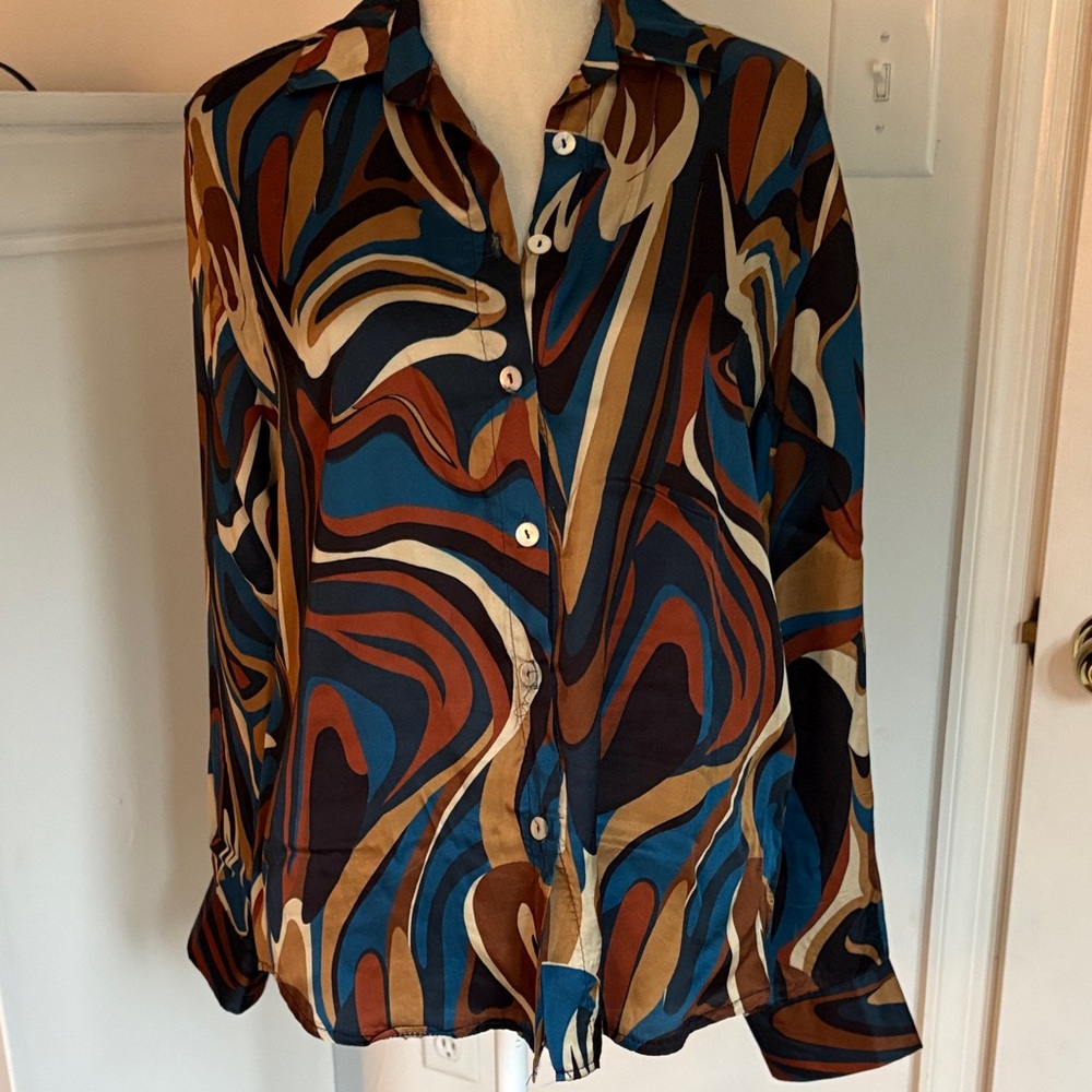 Italian Made Abstract Print Women's Silky Blouse
